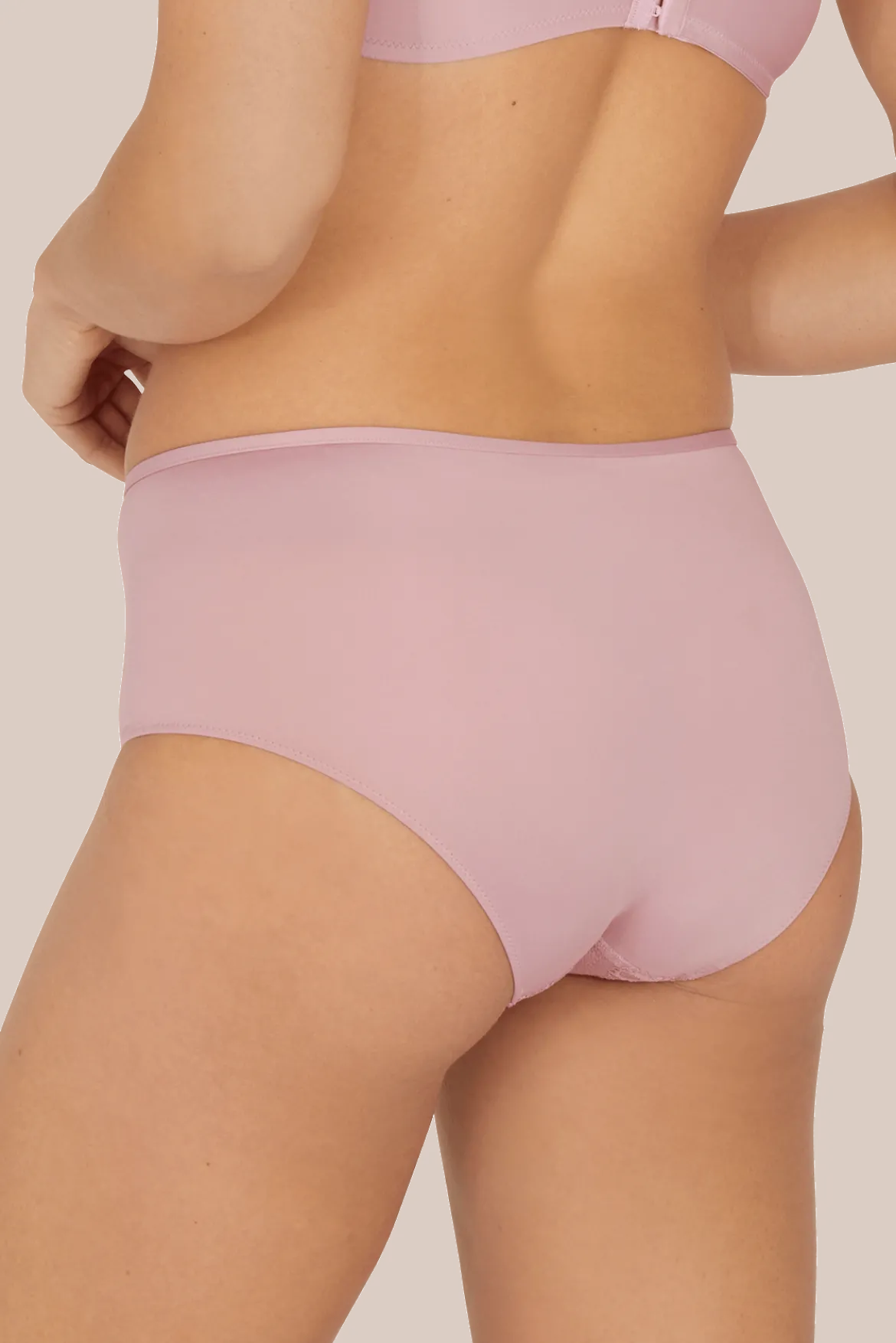 Shorty en dentelle et microfibre L'irrésistible - Lilas
